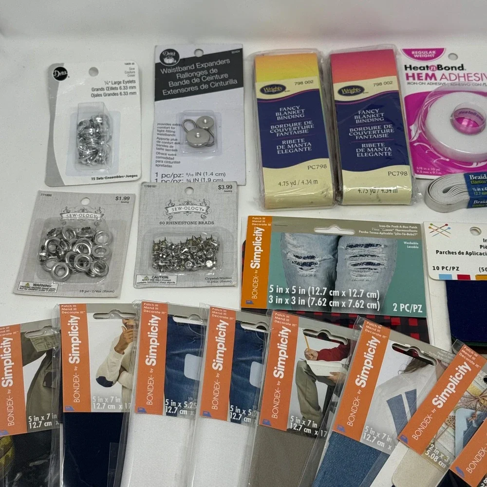 Lot of Simplicity Bondex Patches Dritz Labels‎ Clover Tools - Sewing Mending